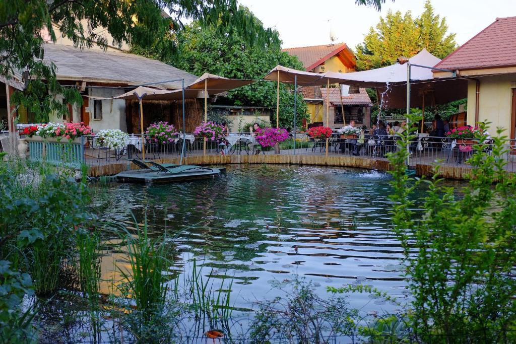 Pregnana Milanese Agriturismo Cascina Madonnina מראה חיצוני תמונה